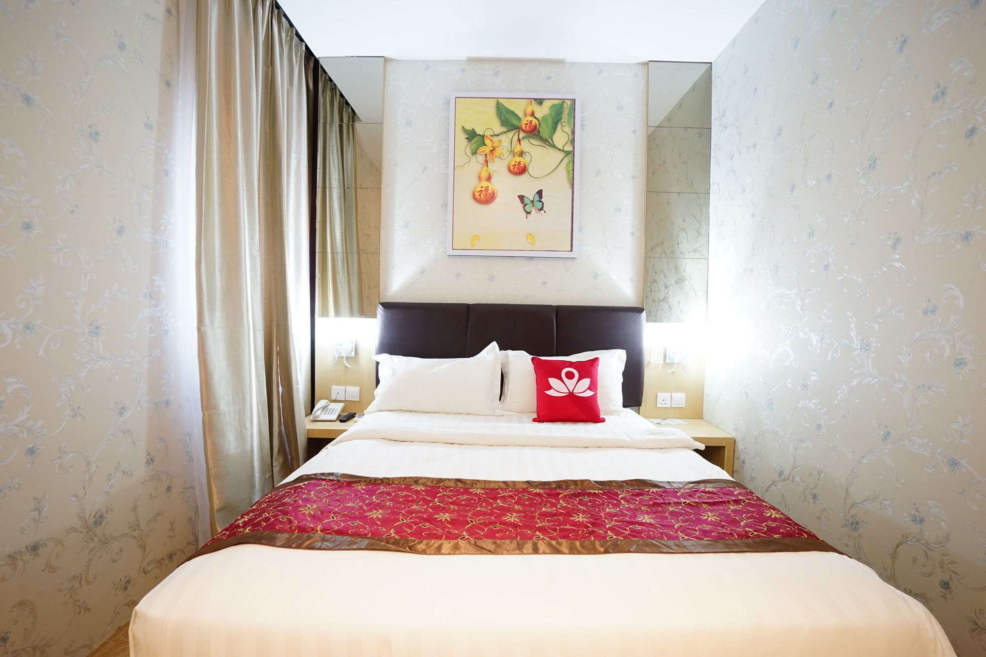 Cardinal Lucky Star Hotel Batam Extérieur photo