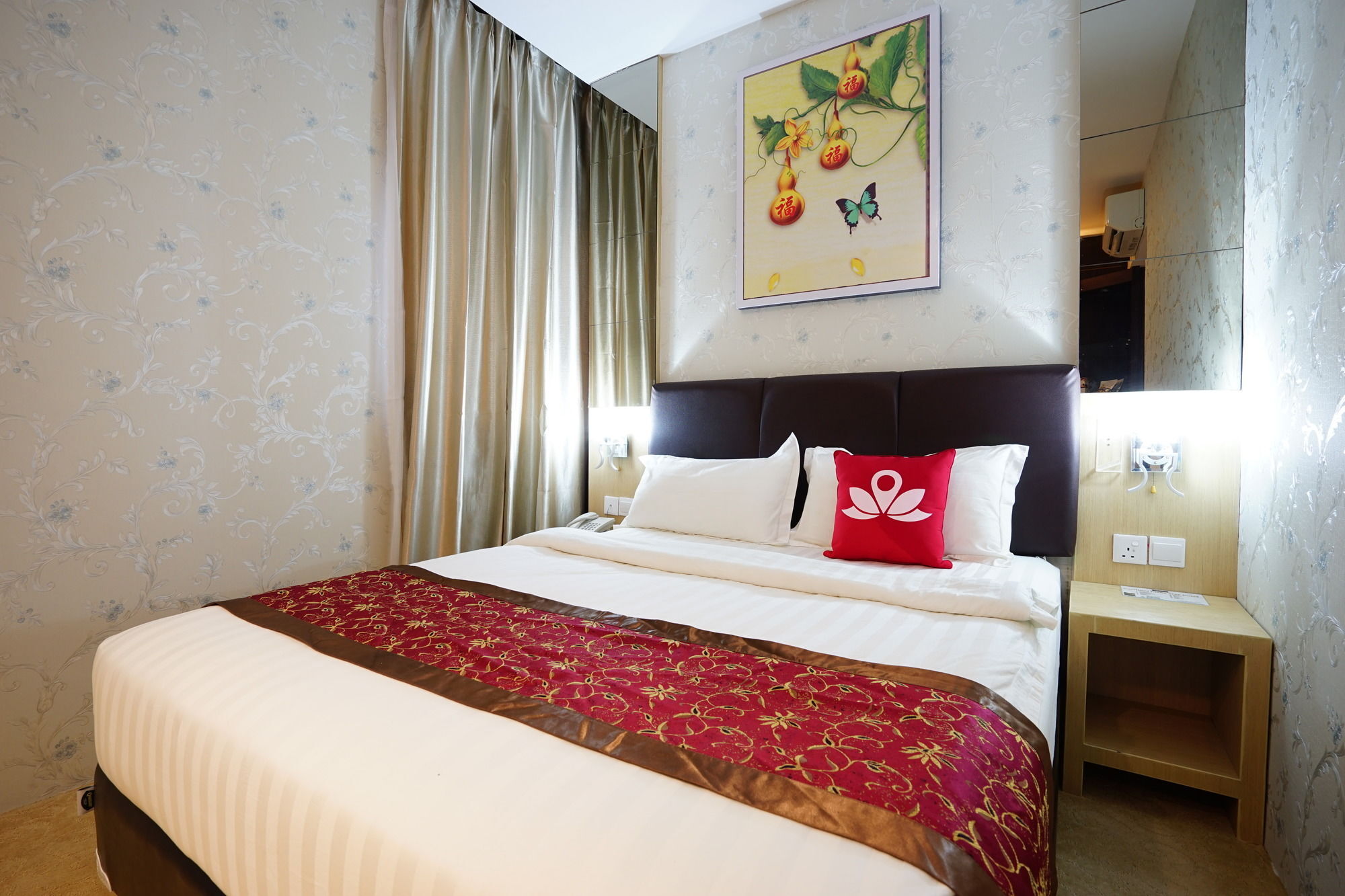 Cardinal Lucky Star Hotel Batam Extérieur photo