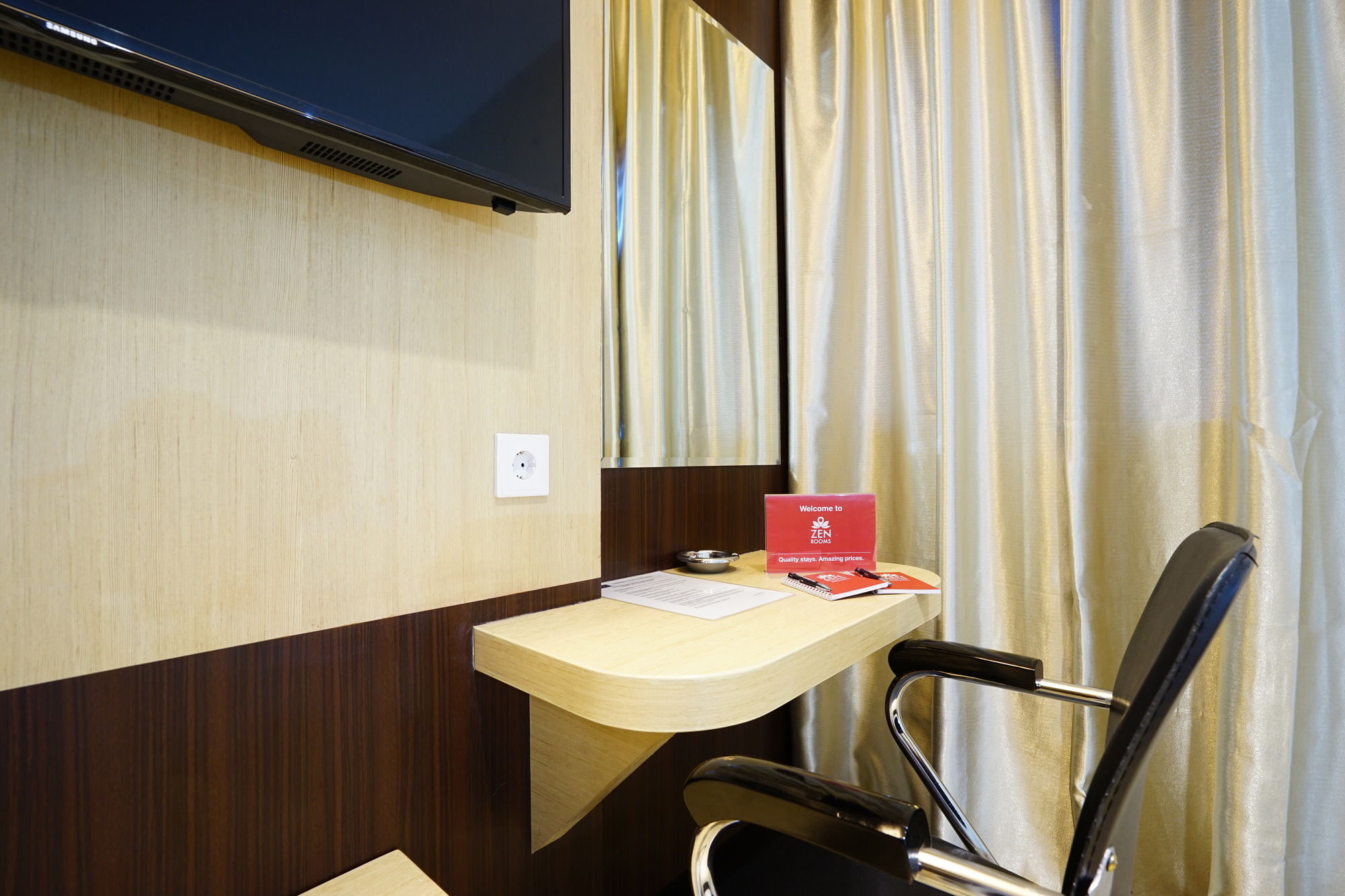 Cardinal Lucky Star Hotel Batam Extérieur photo